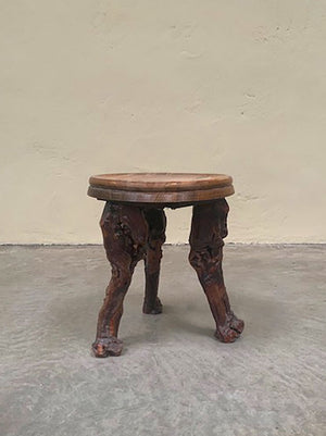 Naturalistic stool