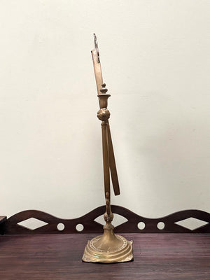 Tall table top mirror