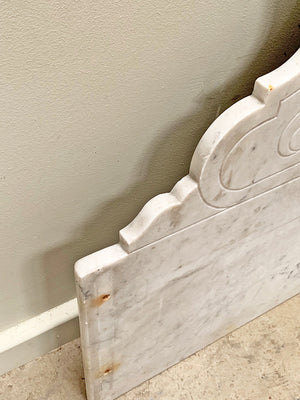 Marble upstand with mirror