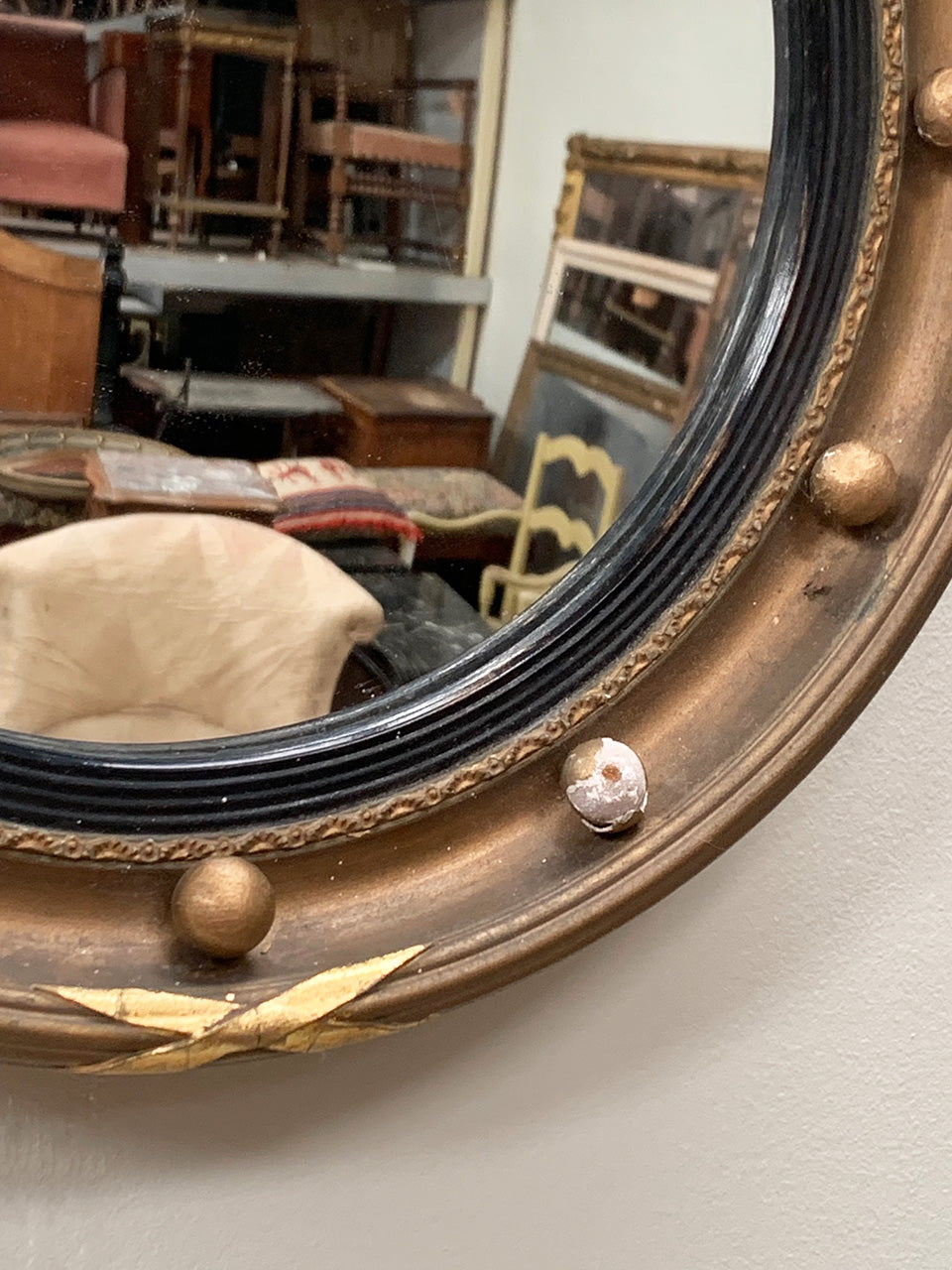 Small porthole mirror