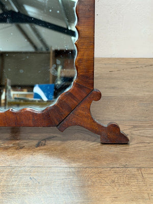 Vanity mirror