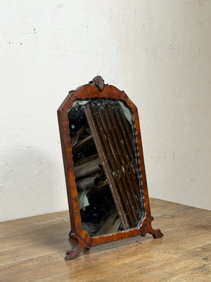 Vanity mirror