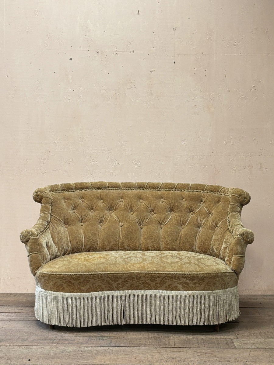 Deep buttoned settee 'as is'