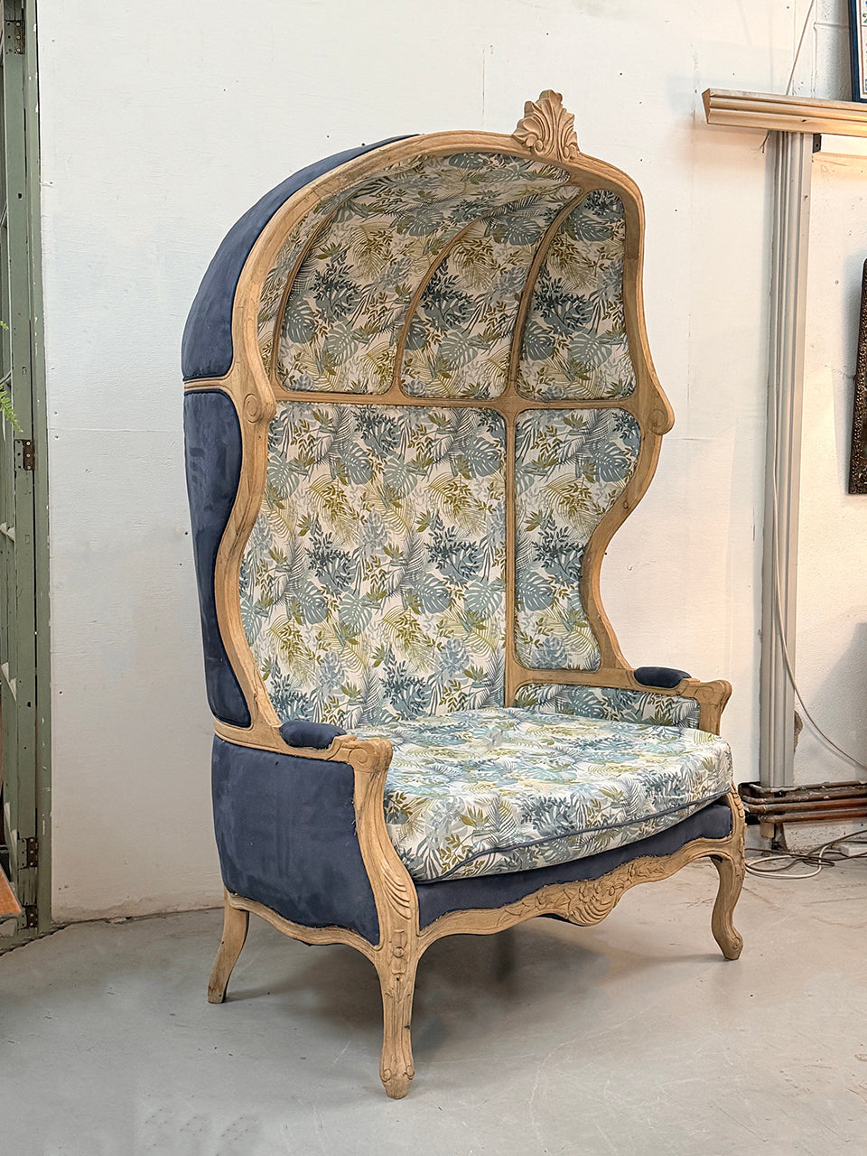 Porters' sofa
