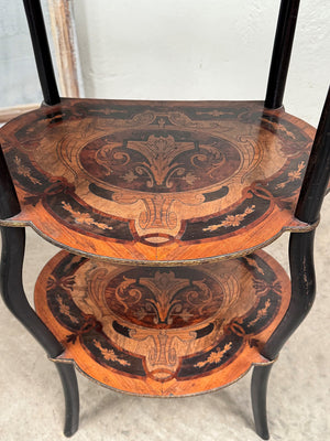 Napoleon III etagere
