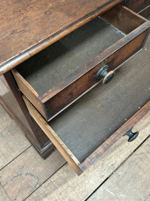Bachelors chest