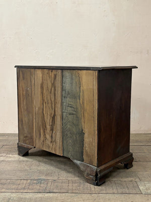 Bachelors chest