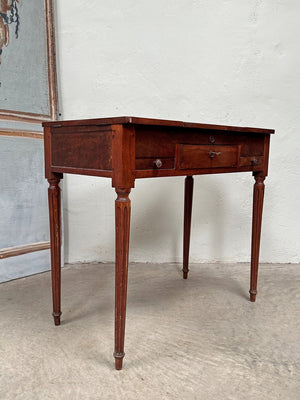Walnut coiffeuse