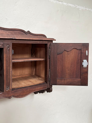 Dresser top (Reserved)