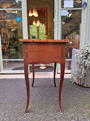 Petite dressing table