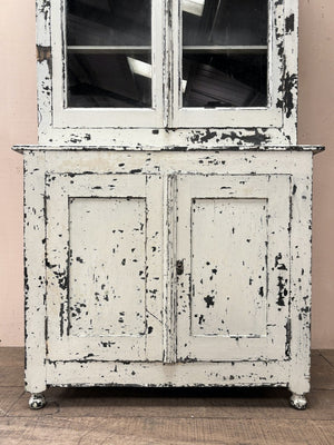 Dry scraped buffet