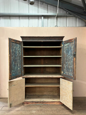 Dry scraped cupboard