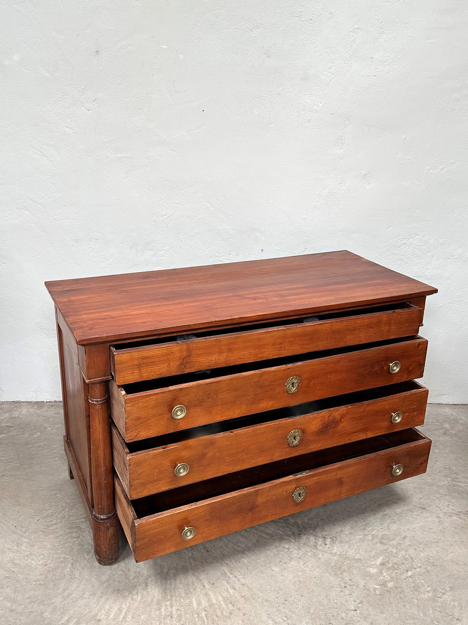 Empire chest of drawers  ﻿