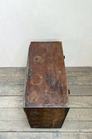 Georgian chest of drawers