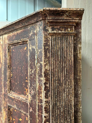 Georgian corner cupboard