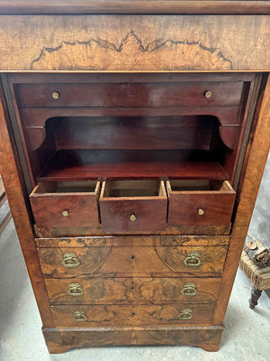 Ladies cabinet