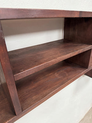 Wide open shelving