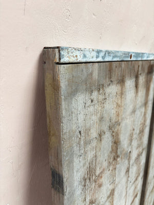 Pottery shelves (each)