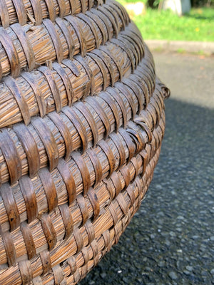 Lidded rattan storage container