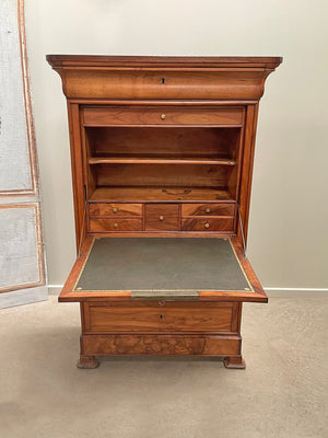 Louis Philippe secretaire