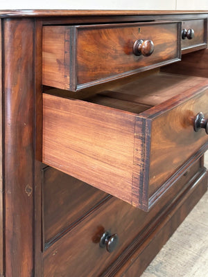 Victorian mahogany chest of drawers