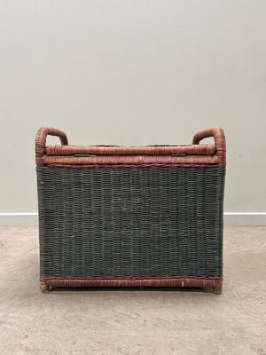 Wicker storage box