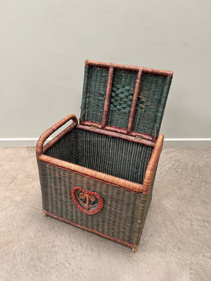 Wicker storage box