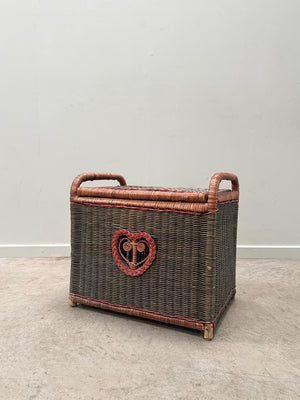 Wicker storage box