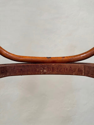 Bentwood chair with arms