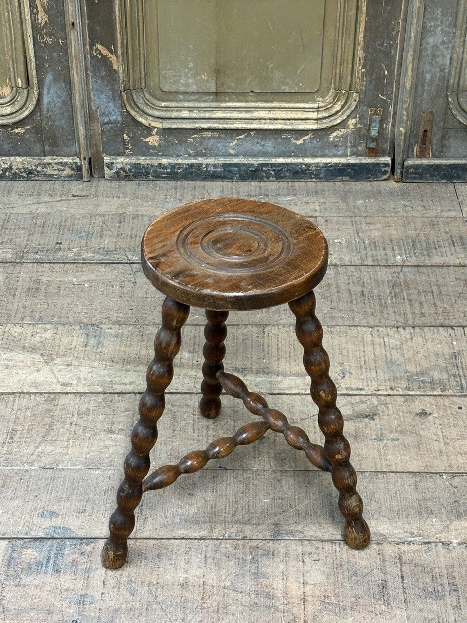 Bobbin leg stool (Reserved)