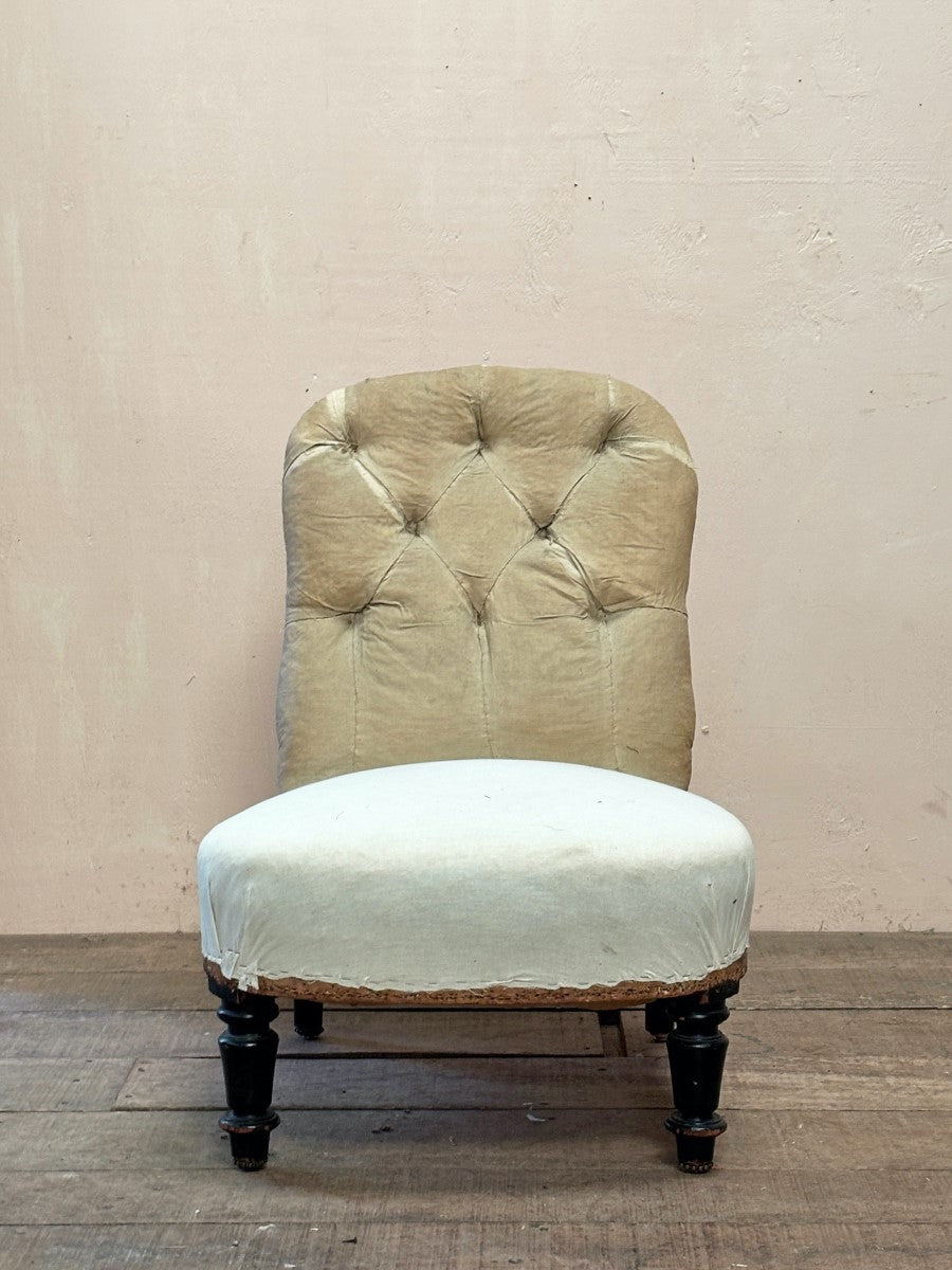 Button back slipper chair 'as is'