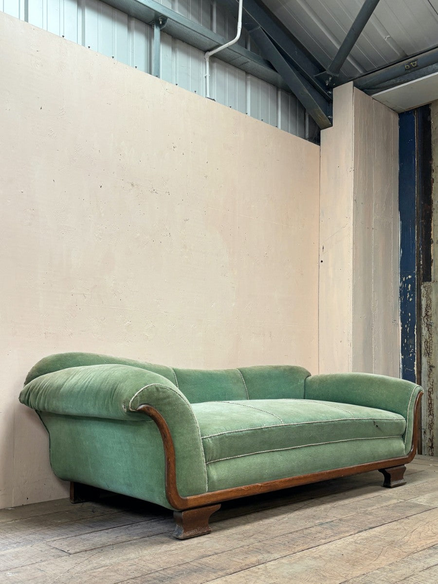 Art Deco daybed 'as is'