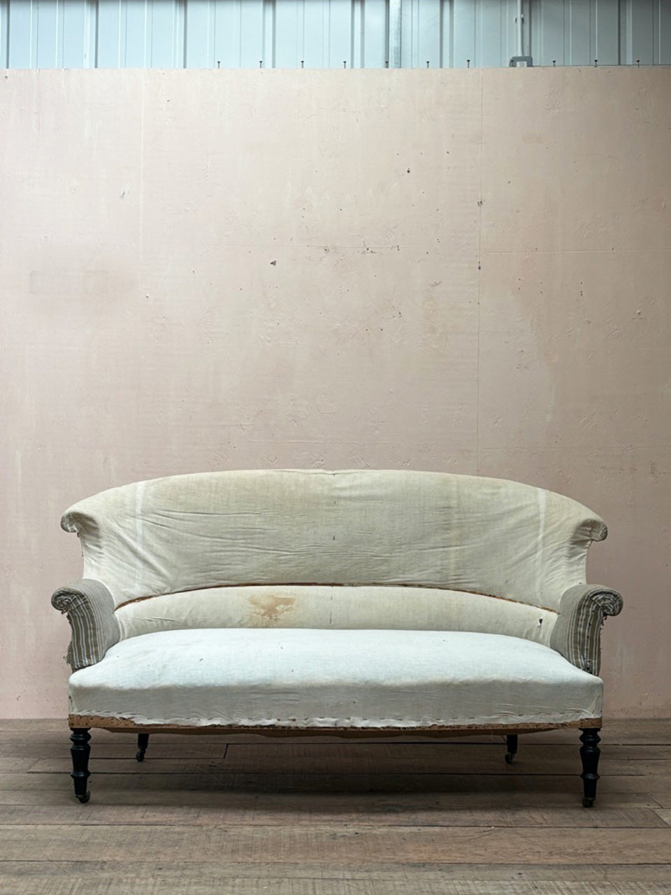 Chapeau de gendarme sofa 'as is'