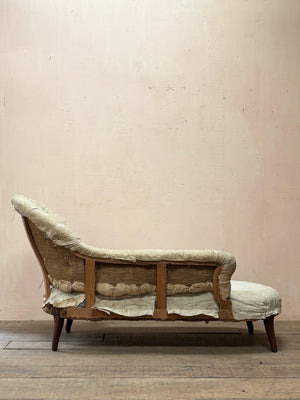 Deep buttoned chaise longue 'as is'