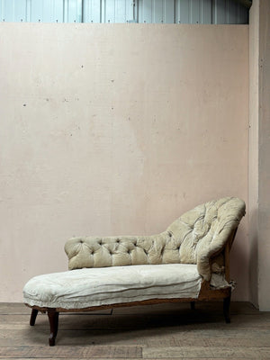 Deep buttoned chaise longue 'as is'