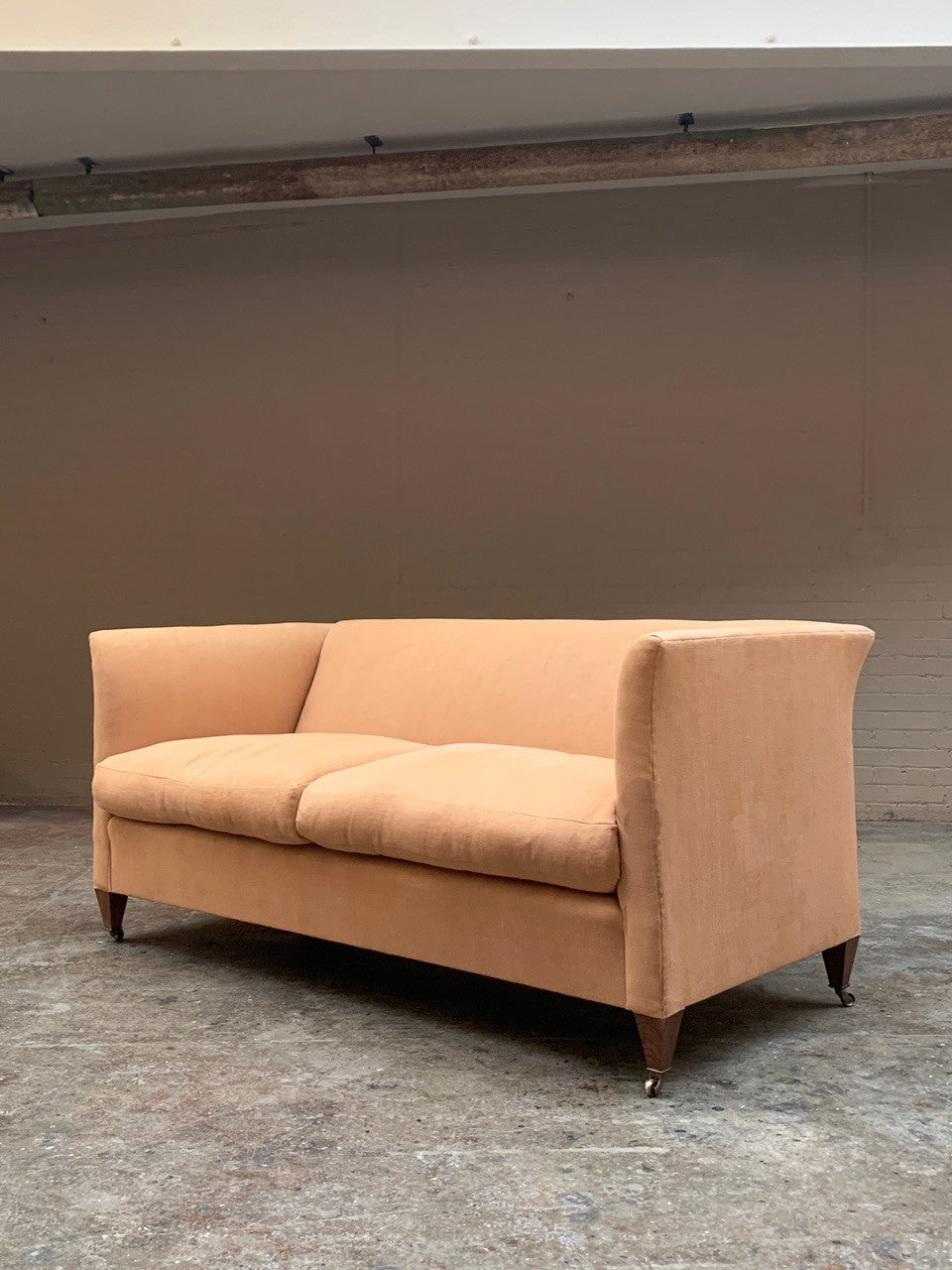 Hany snug sofa