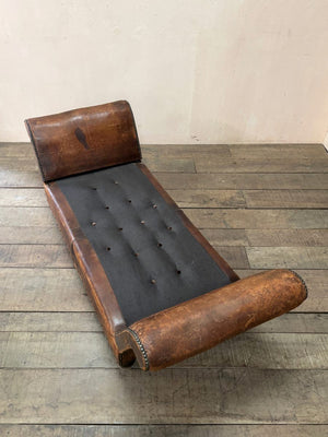 Leather daybed