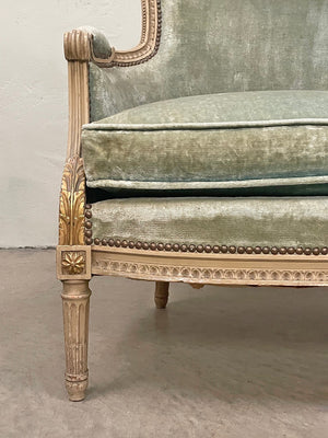 Small Louis XVI style sofa 'as is' (Reserved)