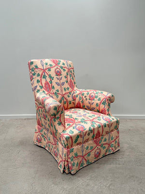 Square back armchair