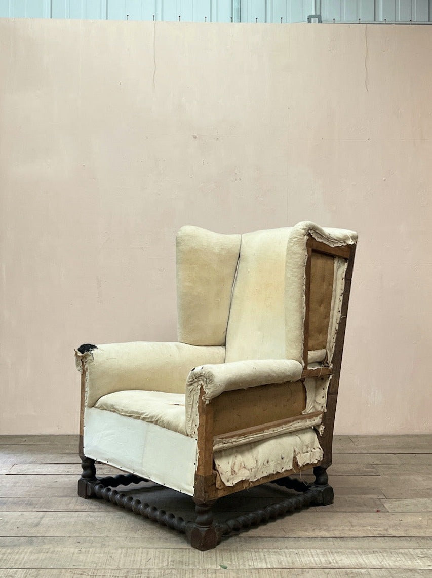 Large wing chair (re-upholstered, excl. fabric)