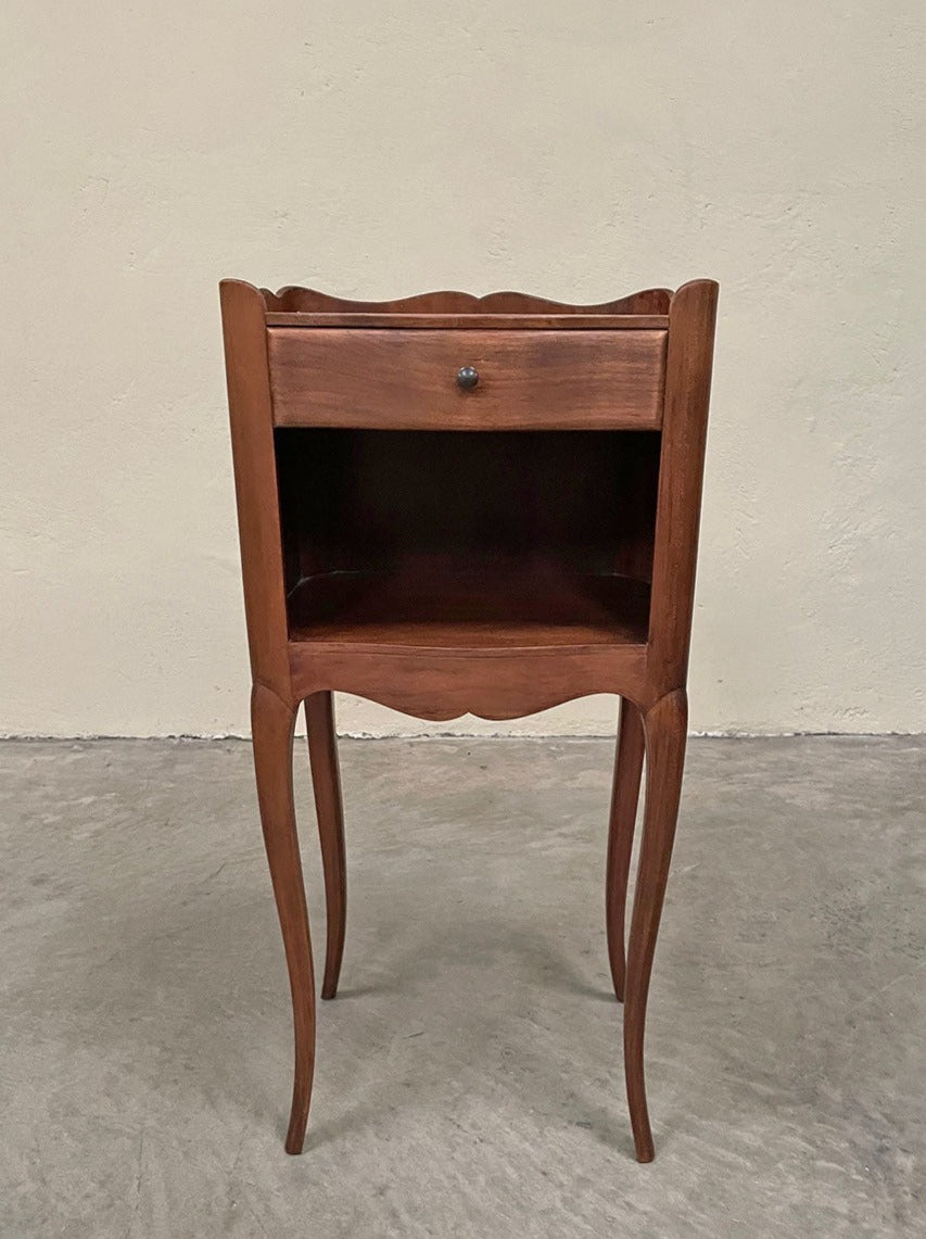 Chevet with single drawer