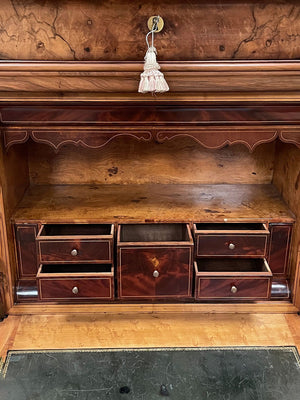 Louis Philippe Secretaire