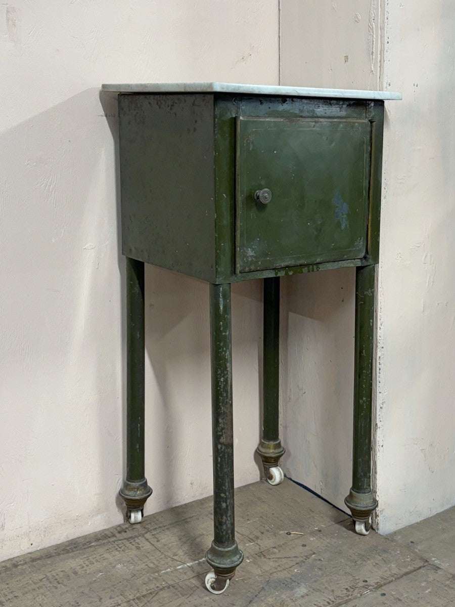 Metal pot cupboard (Reserved)