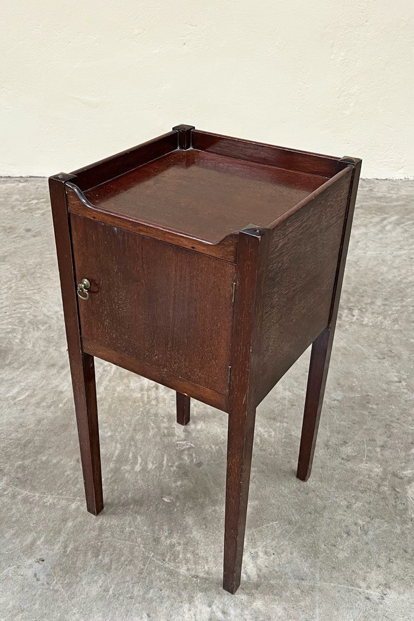 Pot cupboard
