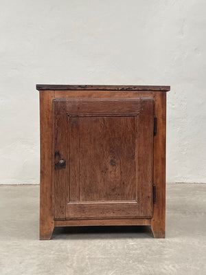 Single door cupboard