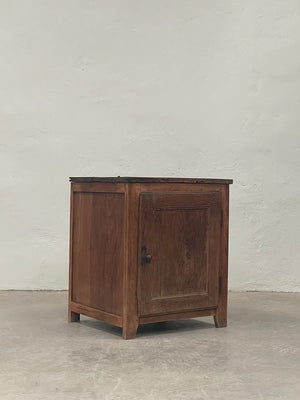 Single door cupboard