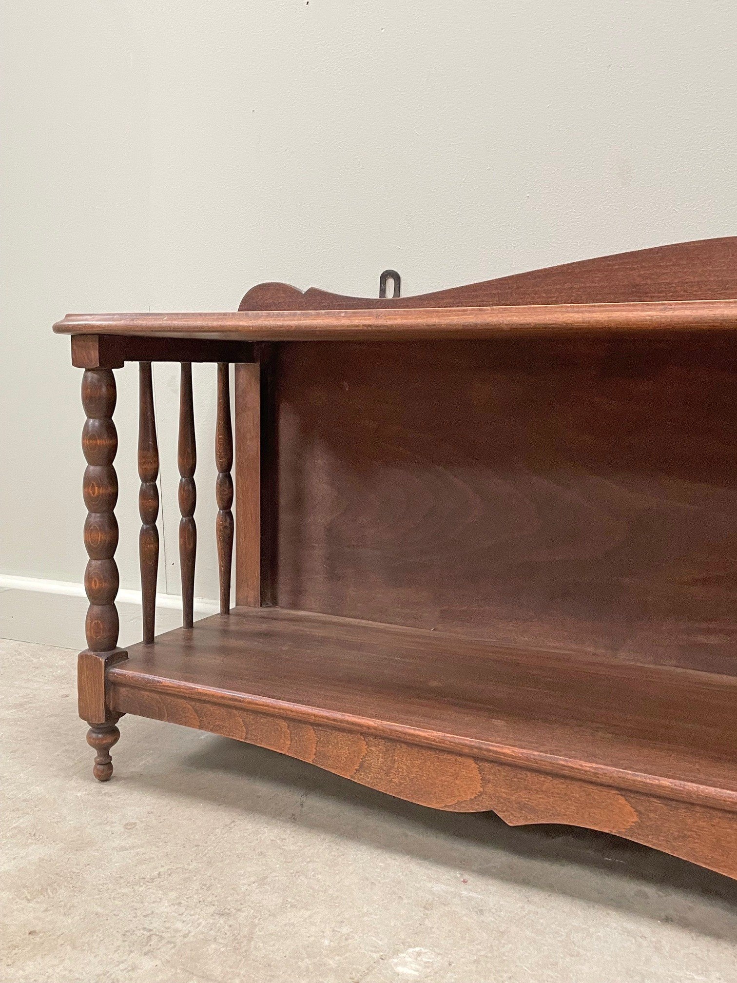 Wide shelf