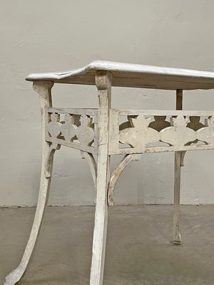 Art Nouveau tile top table