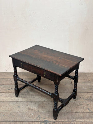 Bobbin turned table