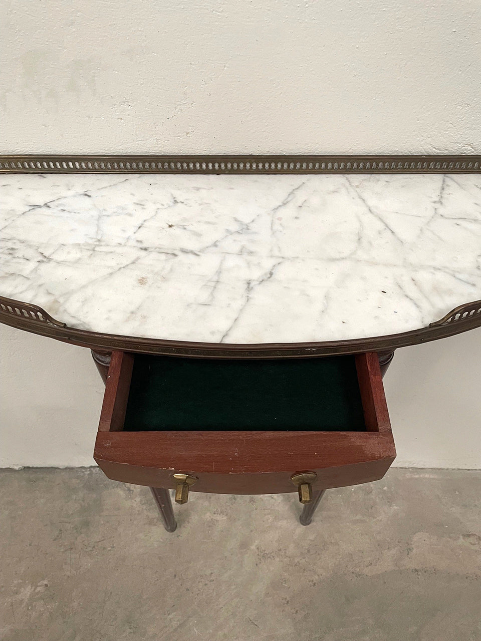 Petite demi lune console